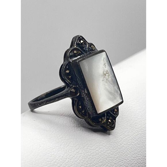 Antique Silver 925 Ring Mother of Pearl, Signed CFJ Sz: 8 - Picture 4 of 6